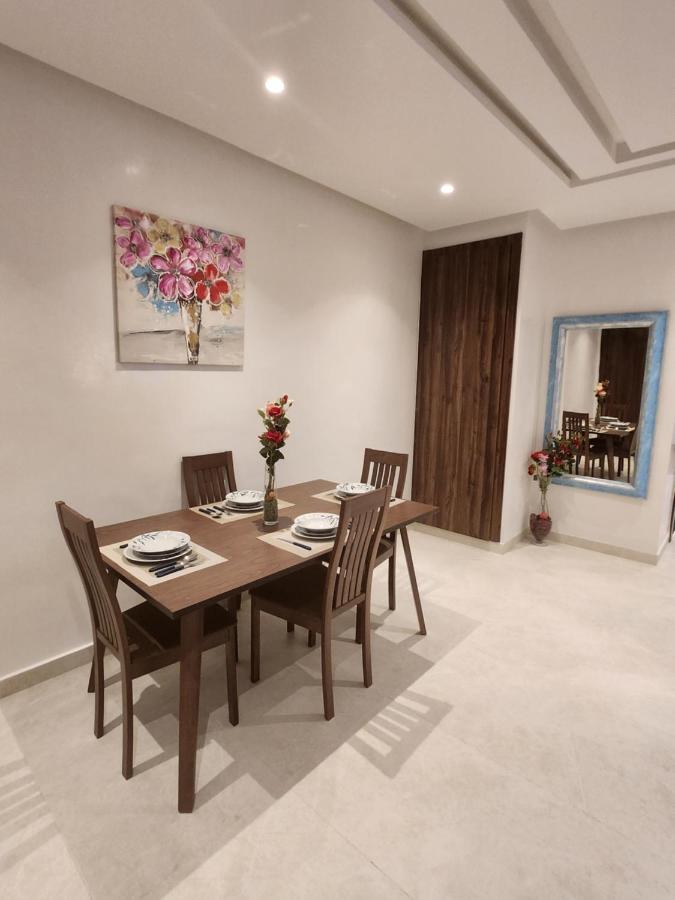 Modern Luxury Retreat: 2-Bedroom Apartment In The Heart Of Marrakech Marrákes Kültér fotó