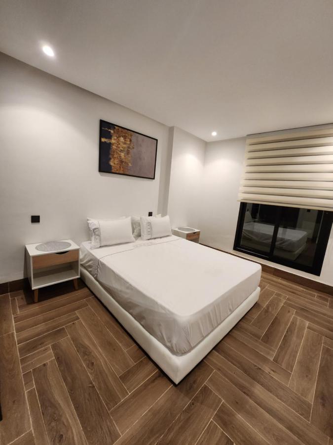 Modern Luxury Retreat: 2-Bedroom Apartment In The Heart Of Marrakech Marrákes Kültér fotó