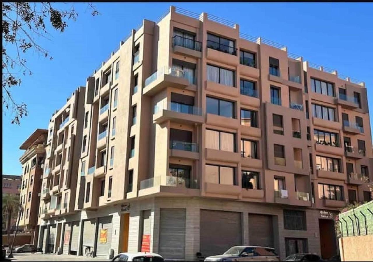 Modern Luxury Retreat: 2-Bedroom Apartment In The Heart Of Marrakech Marrákes Kültér fotó